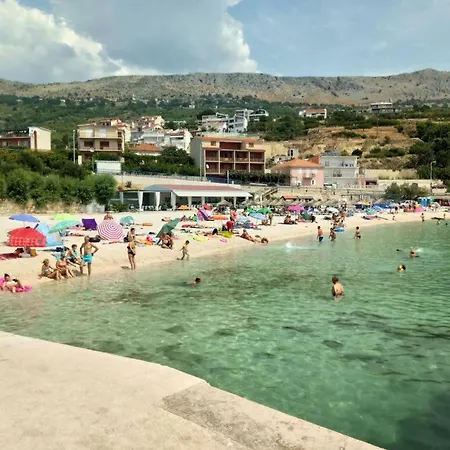 Apartmani Marijo Saric Podstrana Zewnętrze zdjęcie