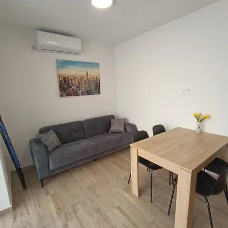Apartmani Marijo Saric Podstrana Zewnętrze zdjęcie