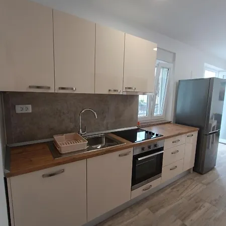 Apartmani Marijo Saric Podstrana Zewnętrze zdjęcie