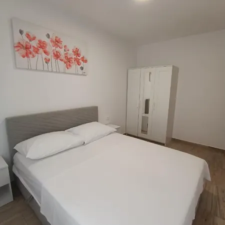 Apartmani Marijo Saric Podstrana Zewnętrze zdjęcie